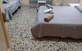 Fontanarossa Airport Room Catania Bagno Privato In Camera 800 Mt Aeroporto